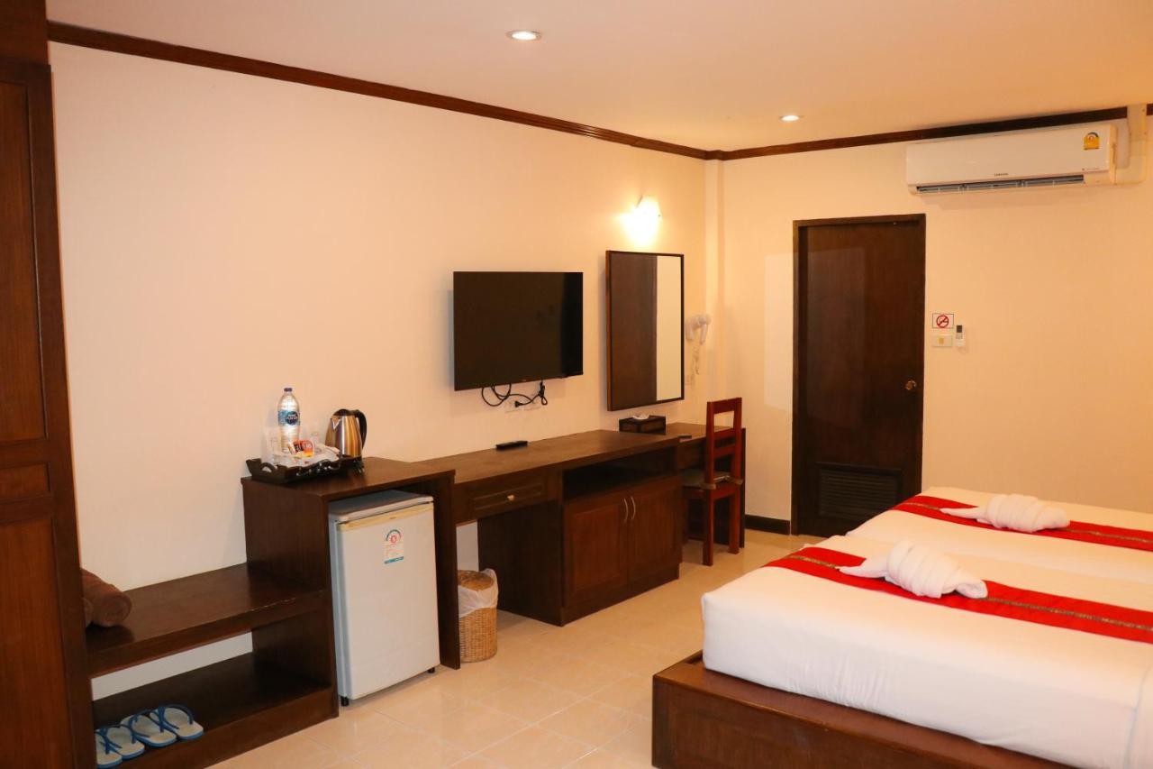 Andaman Seaside Resort Bangtao Beach Παραλία Μπανγκ Ταο Εξωτερικό φωτογραφία